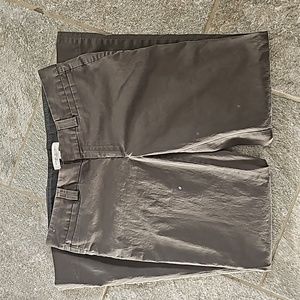 Banana Republic - The Logan Fit - Size 8 Stretch - Brown